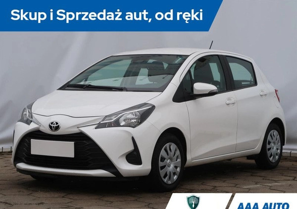 Toyota Yaris cena 53000 przebieg: 38043, rok produkcji 2020 z Gołdap małe 92